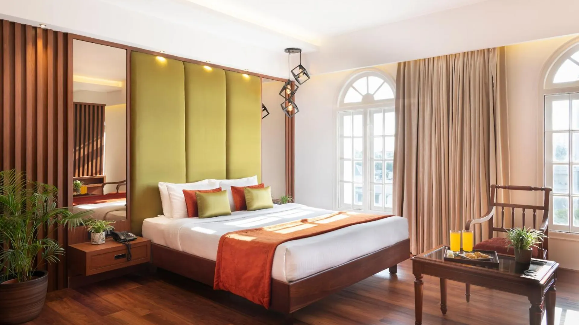 The Avenue Center Hotel Kochi