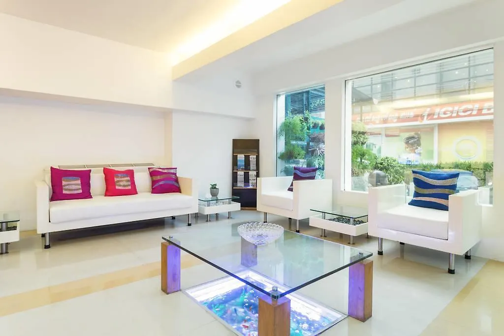 The Avenue Center Hotel Kochi