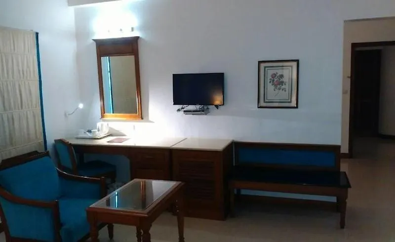 The Avenue Center Hotel Kochi 4*,  Indie