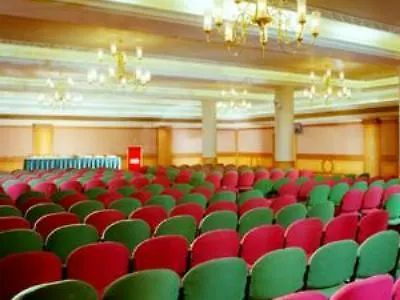 The Avenue Center Hotel Kochi 4*,  Indie