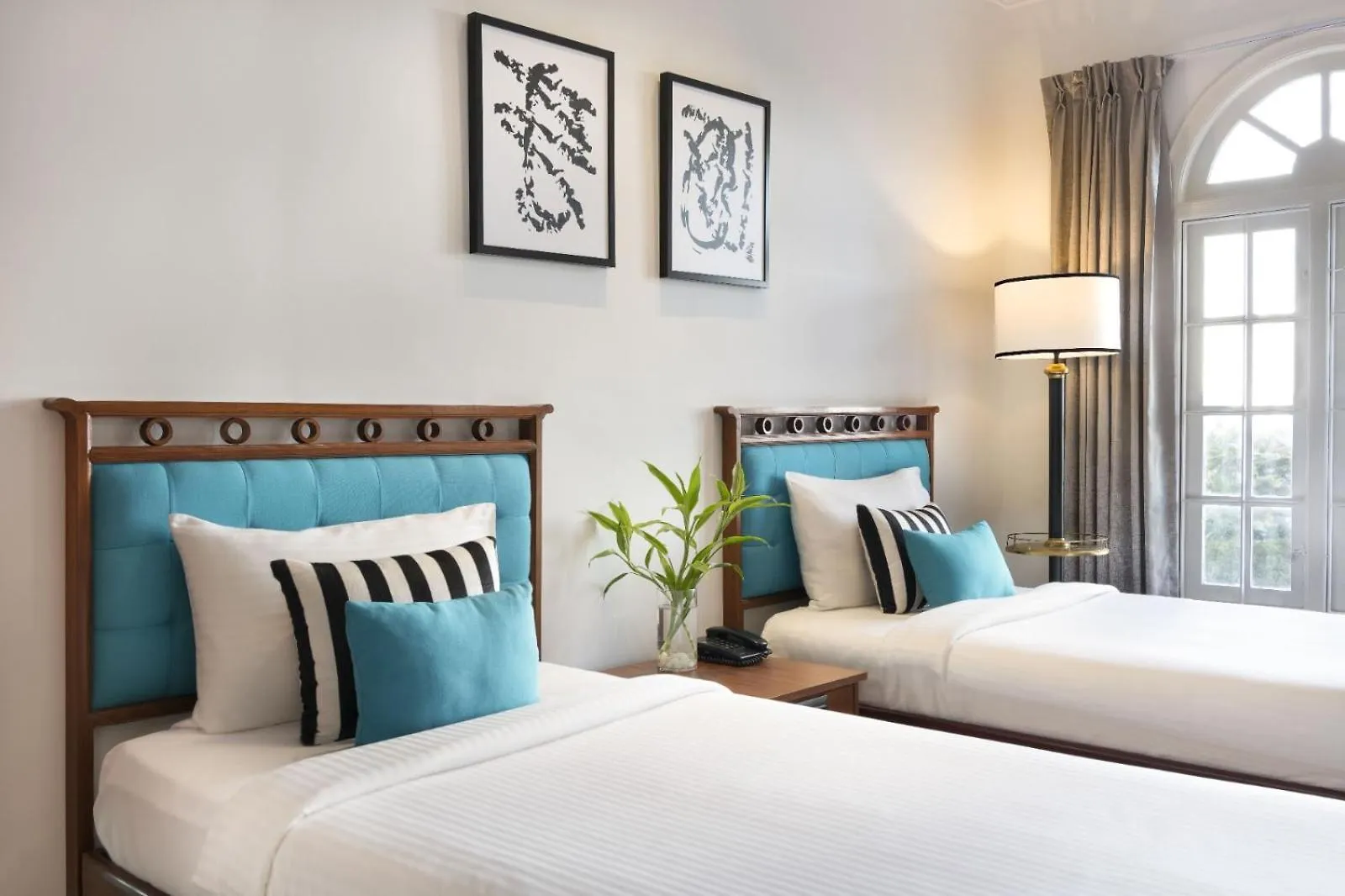 The Avenue Center Hotel Kochi 4*,  India
