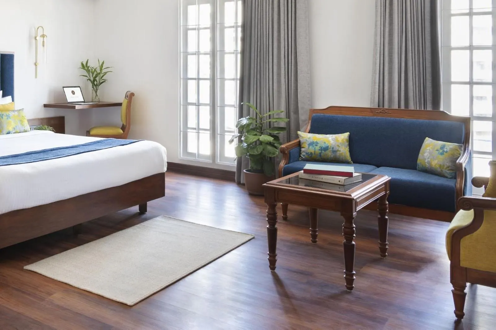 The Avenue Center Hotel Kochi