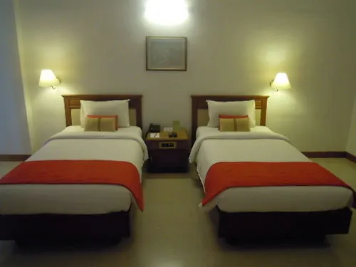 The Avenue Center Hotel Kochi