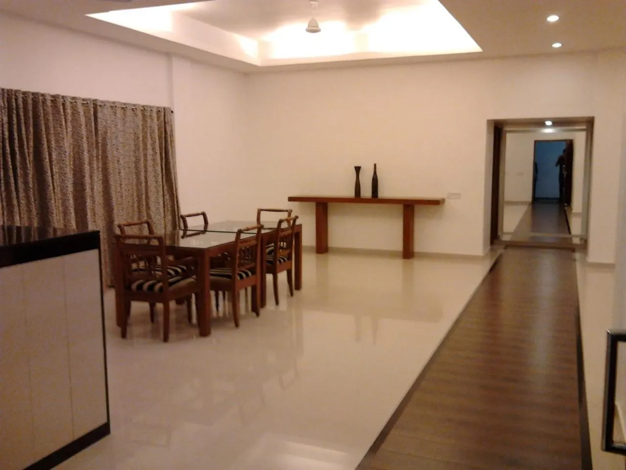 ****  The Avenue Center Hotel Kochi India